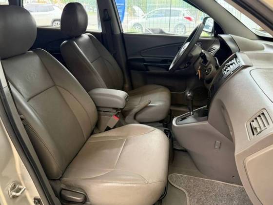 HYUNDAI TUCSON 2.0 MPFI GL 16V 2WD GASOLINA 4P AUTOMÁTICO HYUNDAI TUCSON 2.0 MPFI GL 16V 2WD GASOLINA 4P AUTOMÁTICO